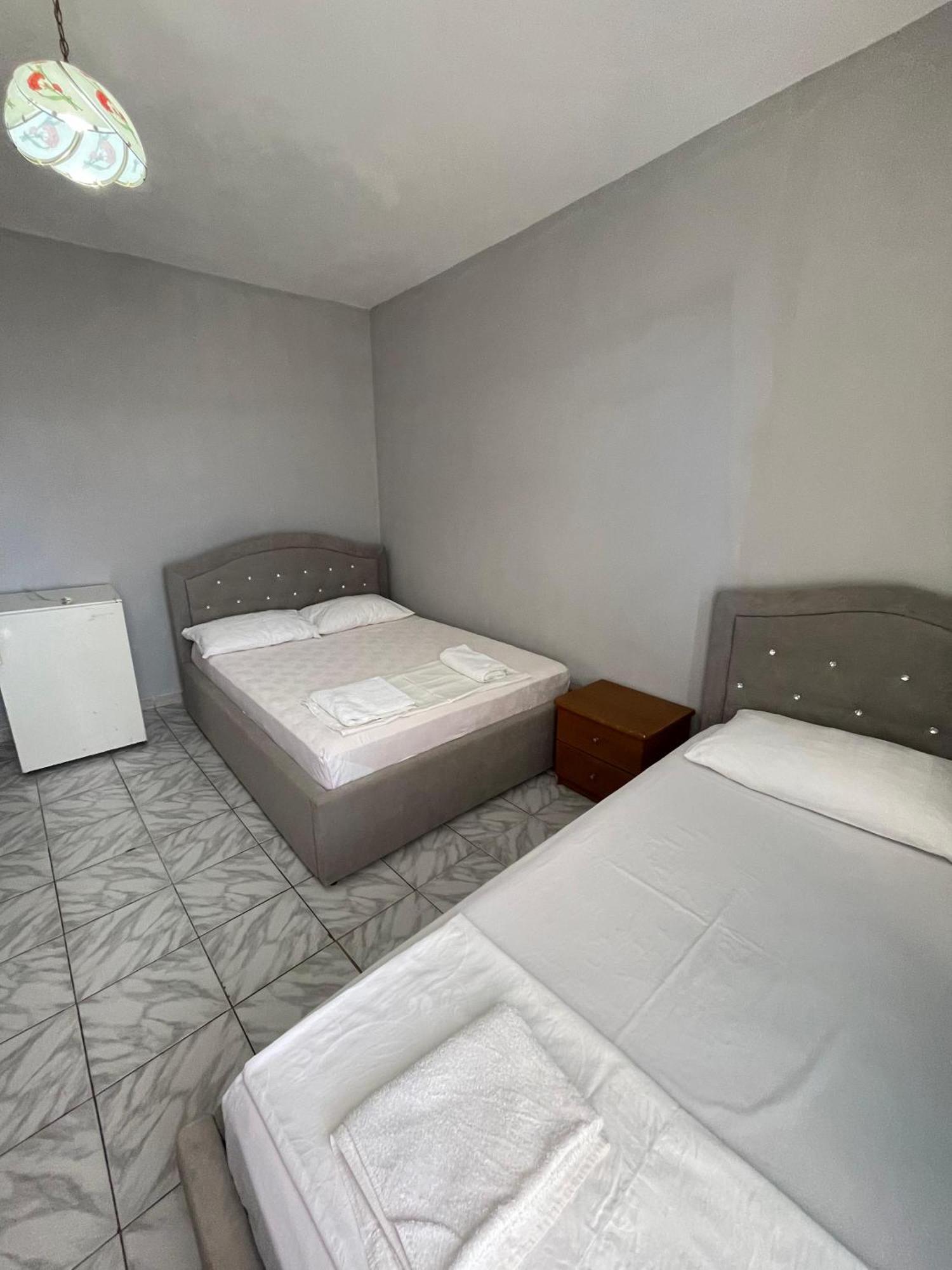Hotel Gjika Саранда Экстерьер фото